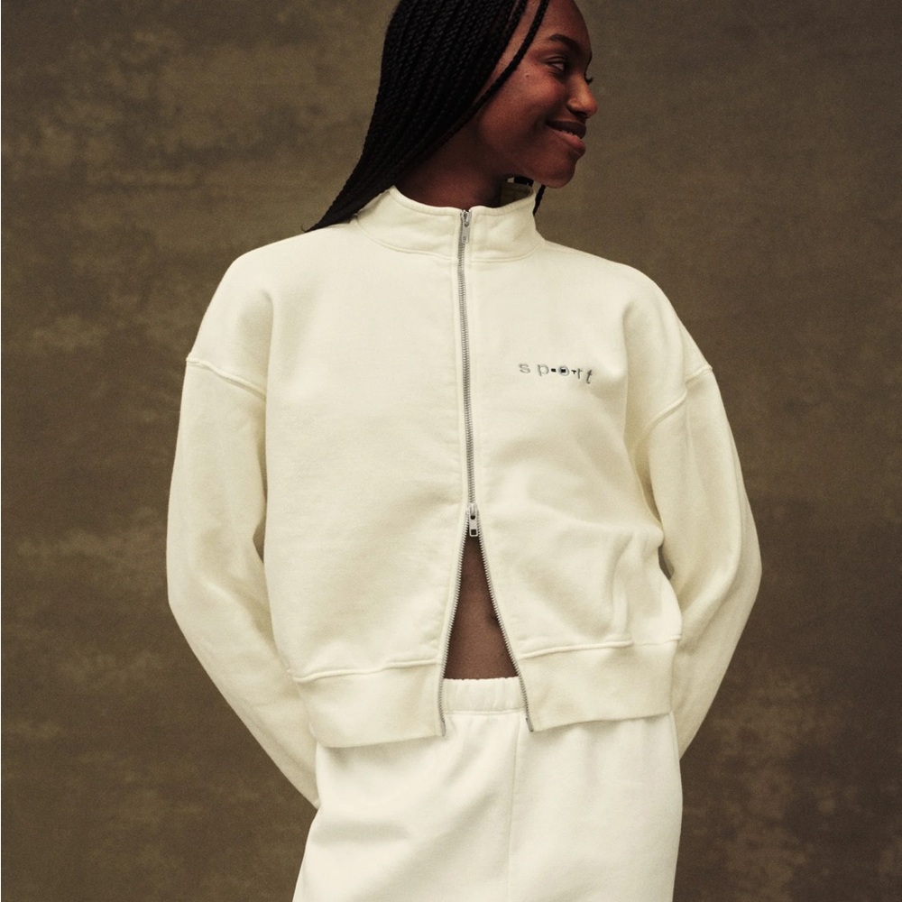 Cream Zip-Up Sweatshirt with Subtle Embroidery